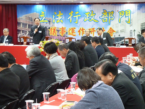 重返藍開會  王金平：新會期審服貿沒法躲