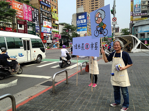 政見成熟  馮光遠「街頭路線」先攻大學