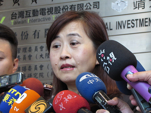 回嗆雙重標準  藍：綠帶職參選案例才多