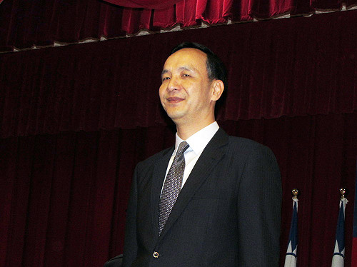 撇2度拒接馬來電  朱自嘲得罪記者要檢討