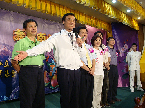 蘇嘉全：若當選  免費幫老人裝假牙