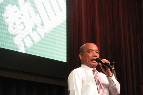 挺中小企業  蘇：信保基金應增至100億