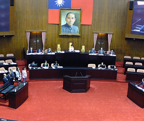 藍擬28日開2週臨時會 處理監院、自經區