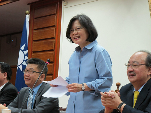 蔡英文籲國民黨：別用不在籍投票綁架修憲案