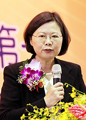 馬團隊公器私用引爭議？ 小英：領導人應公私分明