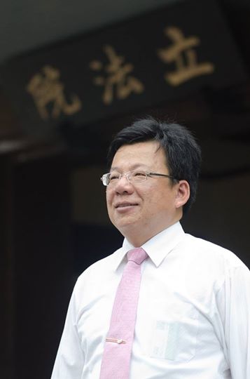 政府捐設財團法人  綠委批淪國家級養老院