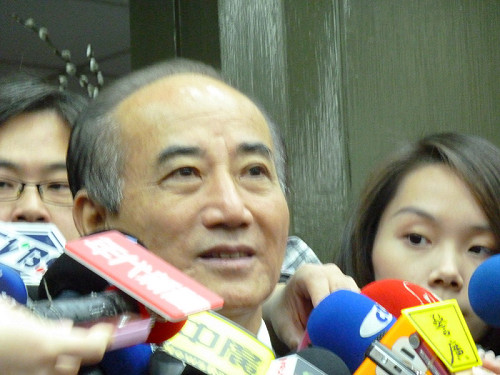 美牛案因颱風休兵  藍營：只延期不撤案