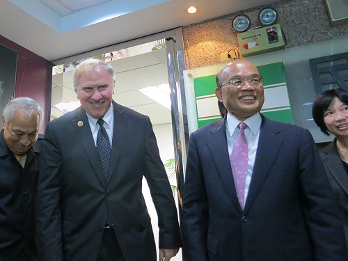 蘇貞昌：2年投票規定 全代會決定