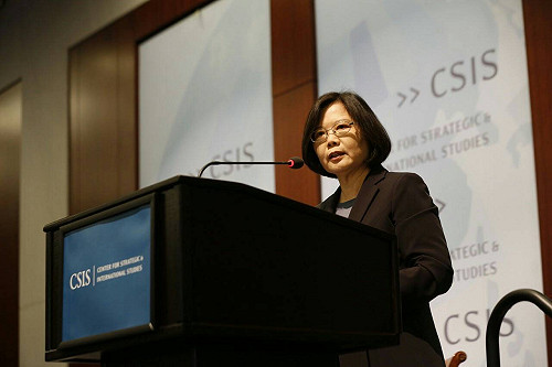 蔡英文：返台後  優先處理第三勢力整合