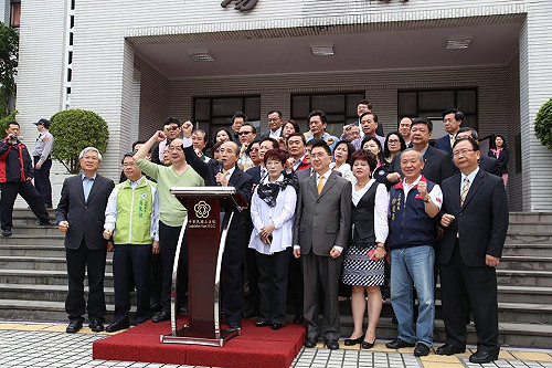 王金平破僵局：監督條例立法前凍審服貿