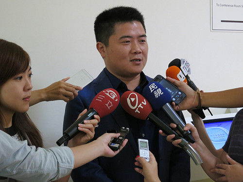 對上果凍俠  顏寬恆：考慮做消波塊鑰匙圈