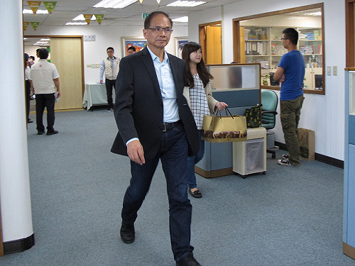 游錫堃批郝柏村  「不喜歡不要住台灣」