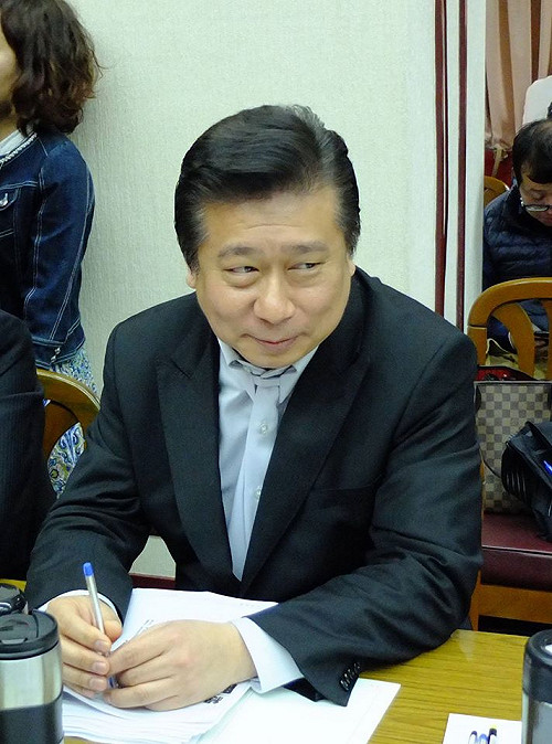 工作有疑點？  張顯耀再駁「無的放矢」