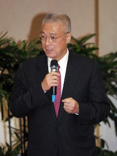 是否推薦楊秋興入藍營  吳敦義：不要問