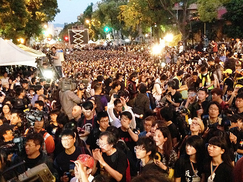 被打學生：希望變成太陽 照亮這個島嶼