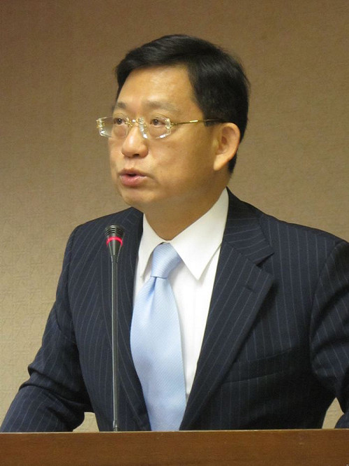 周玉蔻指控包庇頂新  吳育昇不排除提告