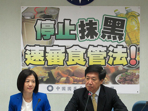 遭質疑為王品門神 王育敏考慮提告