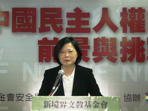 塑化劑風波中炒馬吳配？  蔡英文不解