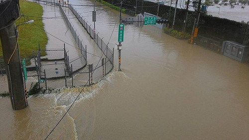 抽水站故障 何博文爆新北官員施壓記者不准報