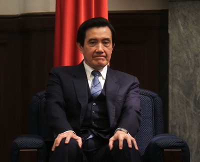 搞懂網路！府明邀達人開講 馬將全程參與