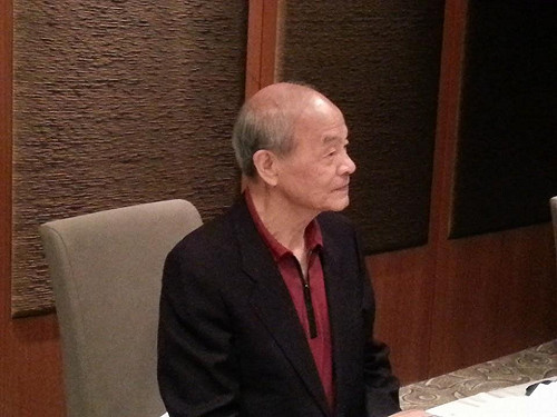 反對總統立委合併選  黃石城：易生弊端