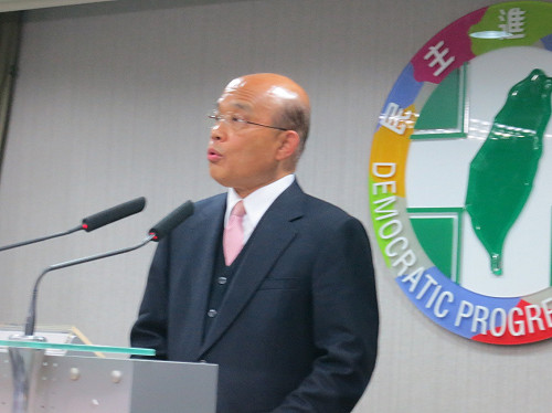 憲政共識沒過  改採小英的「台灣內部共識」