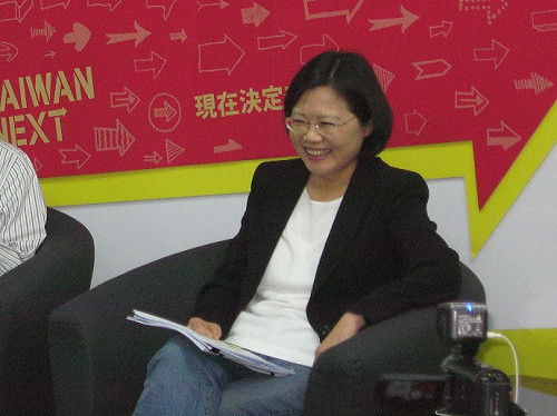 駁政見空洞  小英：空心菜有藥效別小看