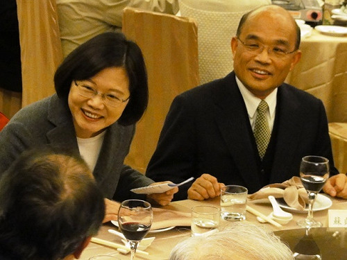 補民調弱點   蘇蔡開拓不同世代選票