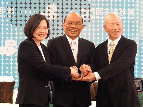 總統初選政見會  蔡蘇許各搏得版面一次