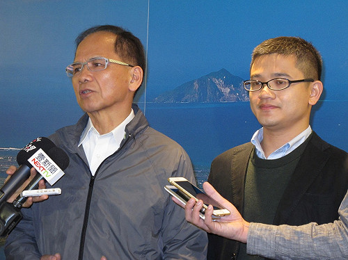 愛上Ubike  游錫堃：唯一支持郝龍斌的政策