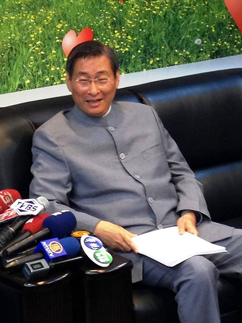 白狼挺支持服貿團體攻立院 警明加強防備