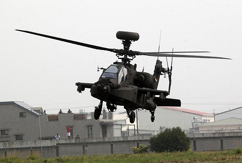 阿帕契頭盔屬機密？國防部：沒使用時沒訊號