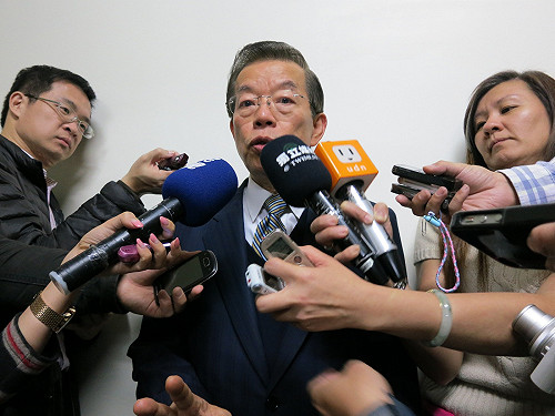 謝長廷：也可展開全面罷免 全面改選