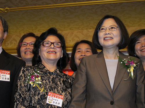 蔡英文：曾被當掉民法物權與刑法2科