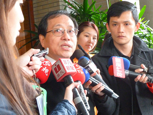 提年金改革  公務員協會嗆關中放肆