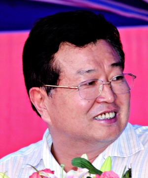 中國富豪嚴彬：外資講品牌 台灣缺品牌