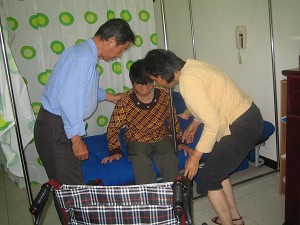 以房養老台灣經驗  老先生拿房屋換取生活照護