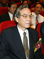 前中油董事長陳朝威心肌梗塞過世  中油：非常震驚