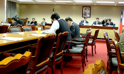 A7合宜住宅 段宜康：買土地77億 售328億