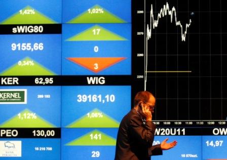 格達費垮台油價跌  股市黃金齊漲