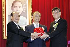 石化專區管理經濟部一肩扛？杜：地方先管