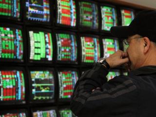 股市萎縮  GDP再下修到1.05%