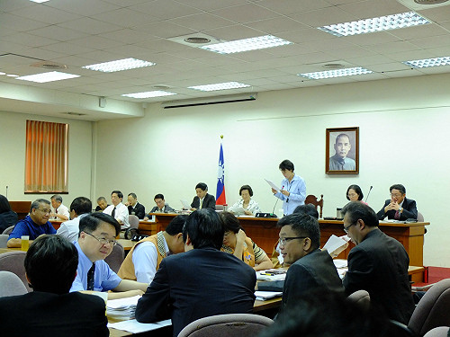 臨時會審自經區  林鴻池：幾乎不可能