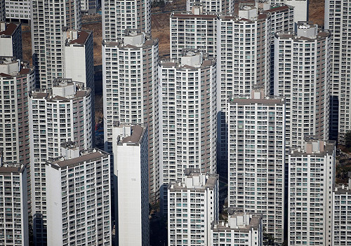 韓國央行突降息 韓元應聲劇貶