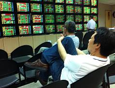 證所稅前進一步  5版本協商