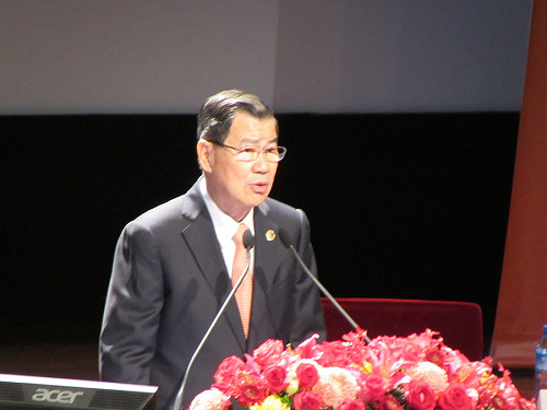 企業家峰會 蕭萬長：兩岸經濟受益者未普及