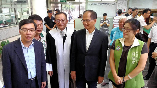 扛起選前之夜責任  游錫堃向檢方「自首」