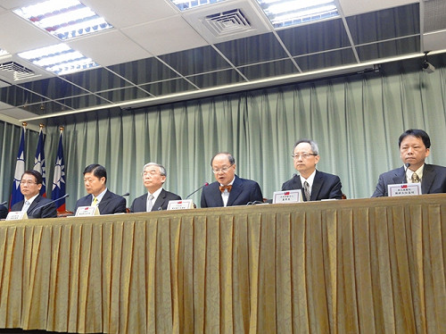 大陣仗開記者會  法務部：扁續留北榮