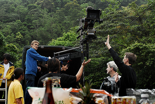 台灣拍片最苦是超時工作  美國有工會當靠山確保權益