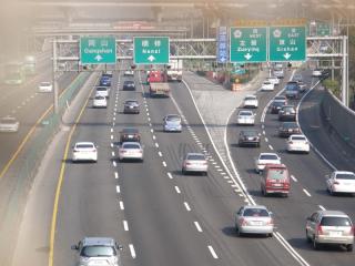 清明連假今展開  國道現車潮